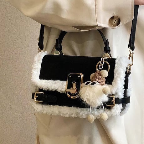 24cmShopラムウールショルダーバッグ b011