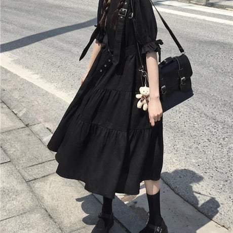 【Amazonで購入可能】黒いワンピース 408