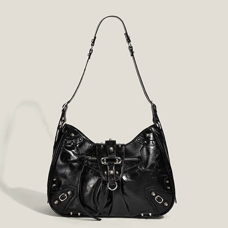 かわいい黒の高級リュックサックb050