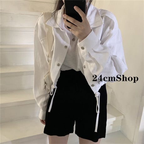 24cmShop 可愛いブラックとwhiteシャツ　1389
