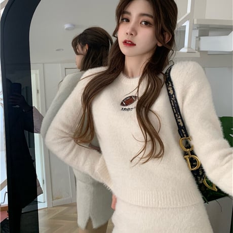 韓国ファッション刺繍セータースカート2点セット  723