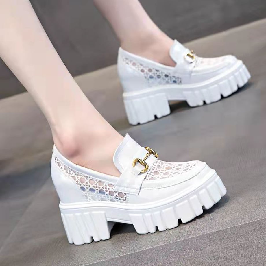 60c6eb4a46e30e7346a9fd04