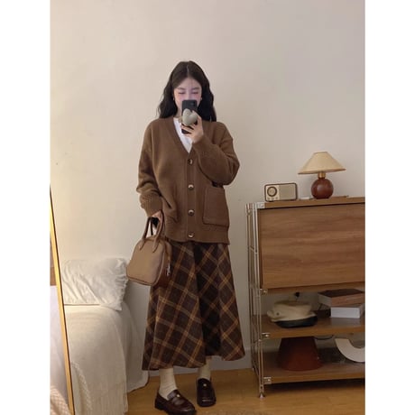 チェックスカート＋白Tシャツ＋カーディガンの3点セットsuf026