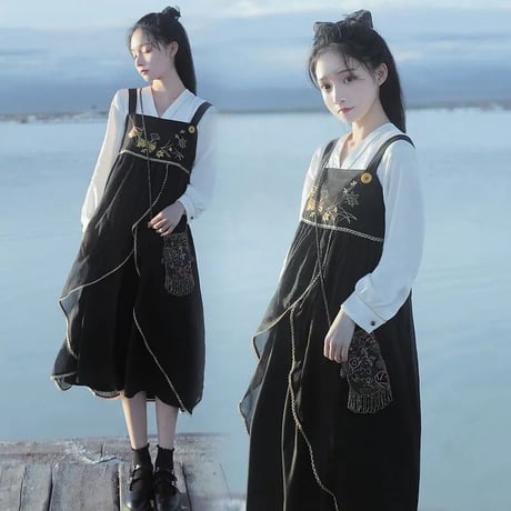 可愛い服刺繍中国風2点セット 790