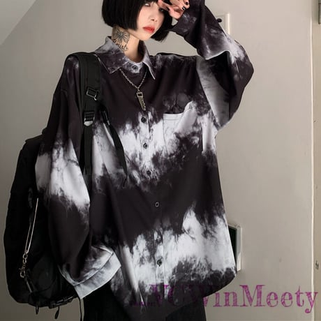 Tops モノクログラフィックボーダーシャツ 654