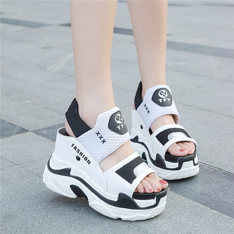 Shoes スニーカー風厚底サンダル 441