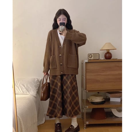 チェックスカート＋白Tシャツ＋カーディガンの3点セットsuf026