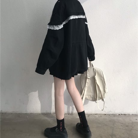 Coat 白いレースのジャケット 636