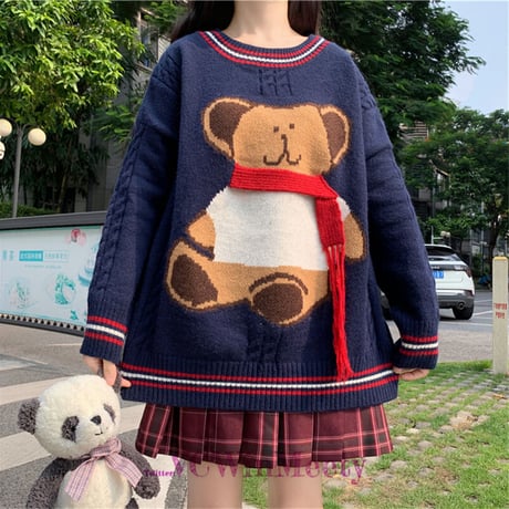 Tops  くまのプーさんのニットセーター  665