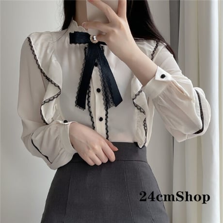 24cmShop リボンブローチ付きフリルブラウス 1249