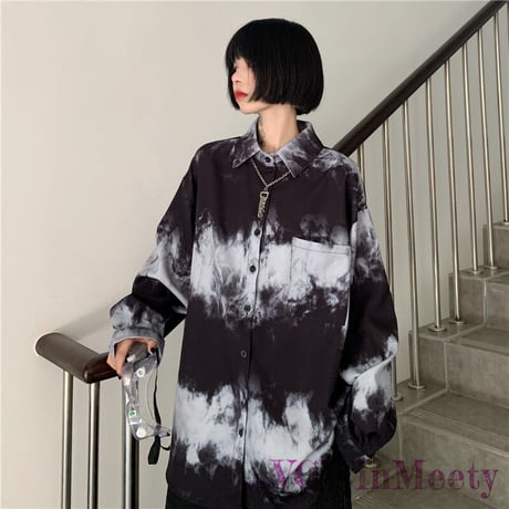Tops モノクログラフィックボーダーシャツ 654