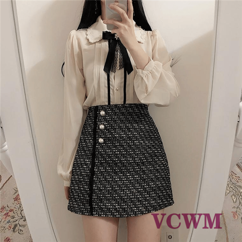 リボンブローチパールボタンブラウス 1047 | 可愛い服量産型服通販24cm 