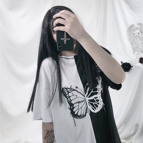 バイカラーバタフライプリントロング丈Tシャツ 1023