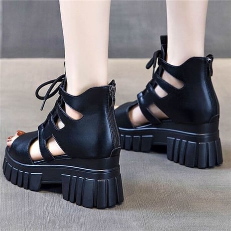 24cmShop ブラックエナメルスニーカー風厚底サンダル 1234