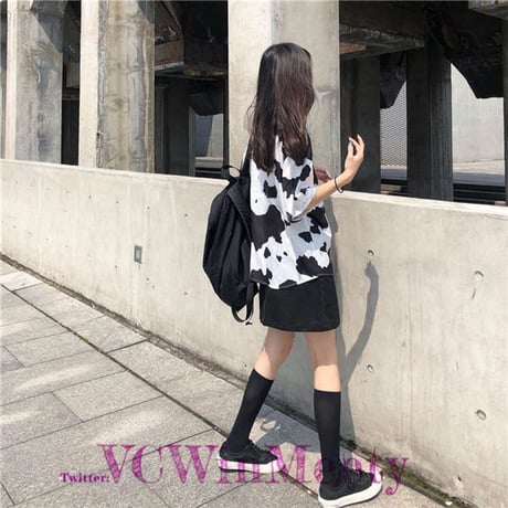 Tops 牛柄のシャツ 323