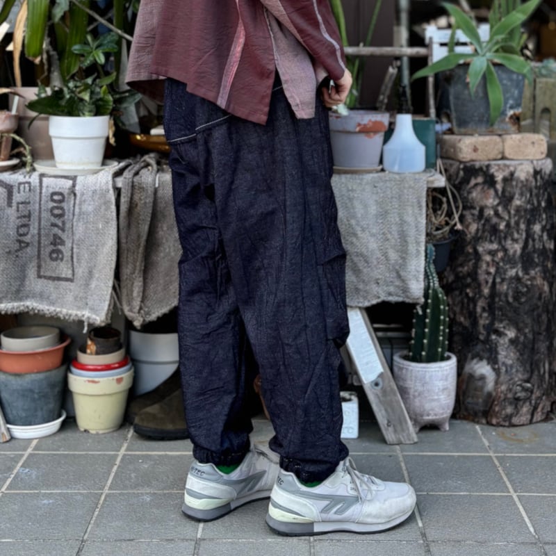 indigo nica pants HOSO / tamaki niime タマキニイメ |
