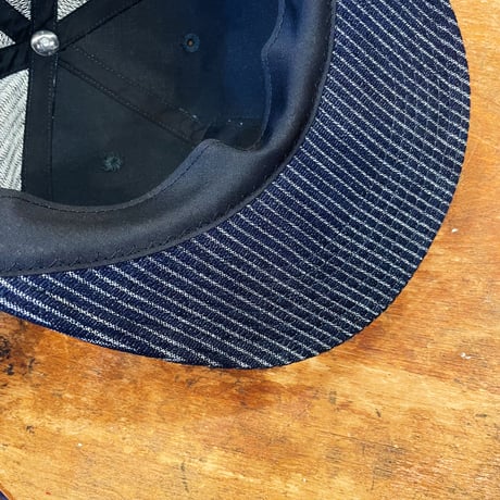 コードデニムBワッペンレザーストラップ ベースボールキャップ 1009908 / BLUE BLUE ブルーブルー