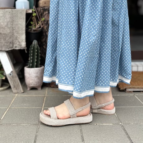 HEEL STRAP LOPE SANDAL (BEIGE) NNKA2501 / NAKOA ナコア