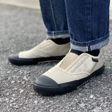 ITALIAN MILITARY TRAINER(NATURAL) / REPRODUCTION OF FOUD