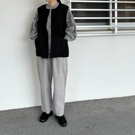 QUILTED HAND WOVEN COTTON SILK PLAIN C-NECK VEST NMDS24532/ maison de soil メゾンドソイル