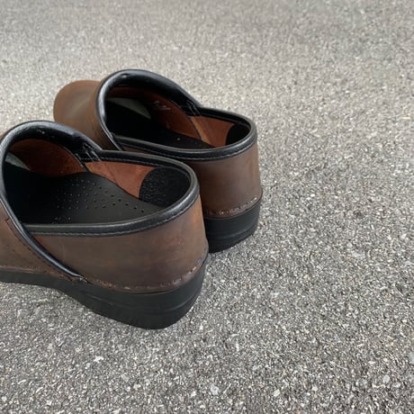 Professional( Antique Brown Oiled) / dansko