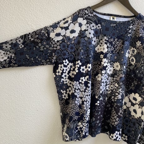 FLOWER SMOOTH BOATNECK TEE BT-258 / Bohemians