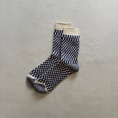 CHECKERBOARD PATTERN SOCKS R1621 / ROTOTO ロトト