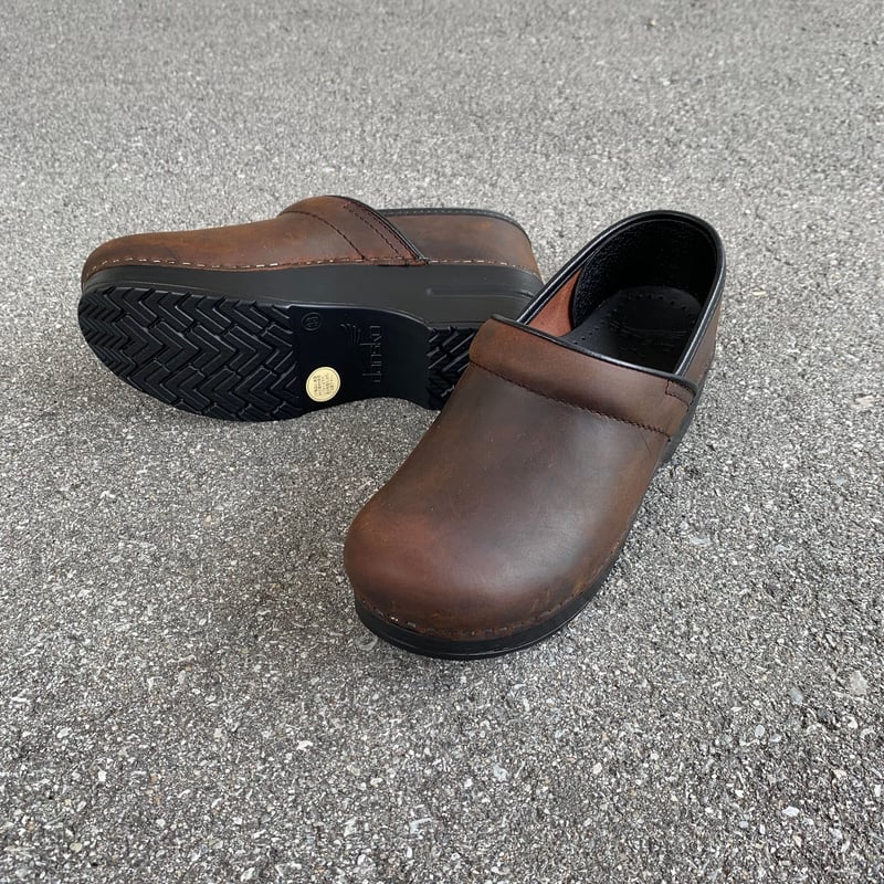 Professional( Antique Brown Oiled) / dansko | e