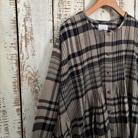 HANDWOVEN HEAVY COTTON CHECK CREW-NECK DRESS WITH MINI PINTUCK INMDS25734 / maison de soil メゾンドソイル