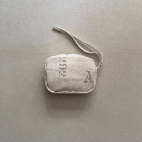 フランスUSED シーツMIX RE- ステンシルポーチ(S)  ARTEPOVERA-26SU65 / ARTE POVERA アルテポーヴェラ