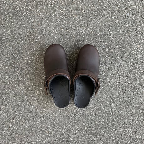 Ingrid (Antique Brown Oiled) / dansko