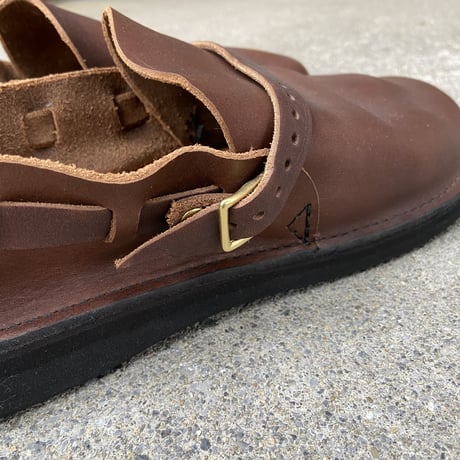 WOMEN'S MIDDLE ENGLISH (BROWN) / AURORA SHOES