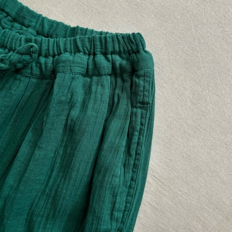 SINGLE GAUZE OVERDYED GATHERED EASY PANTS INAM2251GD / ARMEN アーメン