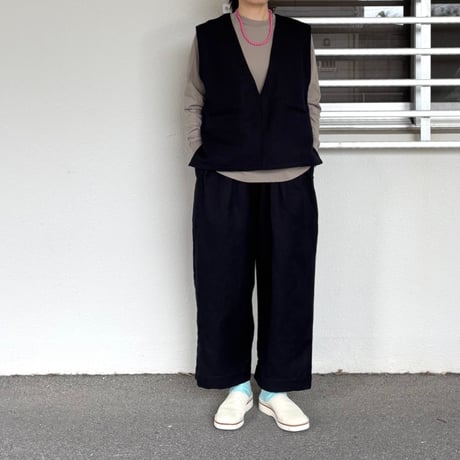セレモニーリネンポリエステル混 Vネックベスト 2026spring10 / ARTE POVERA アルテポーヴェラ