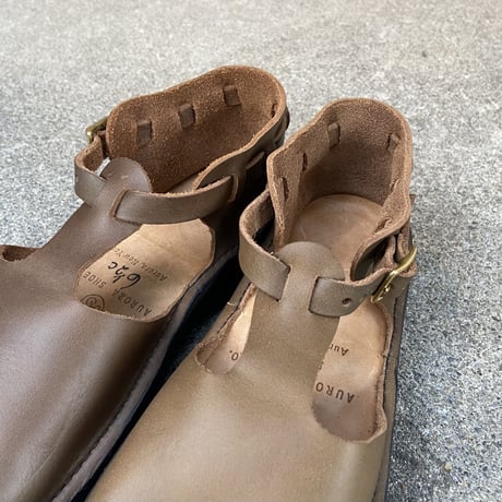 WOMEN'S T-Strap (MOSS) / AURORA SHOES