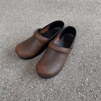Professional( Antique Brown Oiled) / dansko