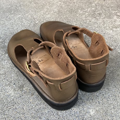 WOMEN'S T-Strap (MOSS) / AURORA SHOES