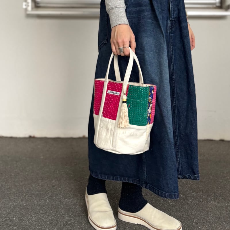 インドラリーキルト&フランスシーツ NEWラウンドBAG (M) ARTEA-26SP47 /