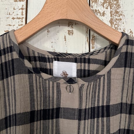 HANDWOVEN HEAVY COTTON CHECK CREW-NECK DRESS WITH MINI PINTUCK INMDS25734 / maison de soil メゾンドソイル