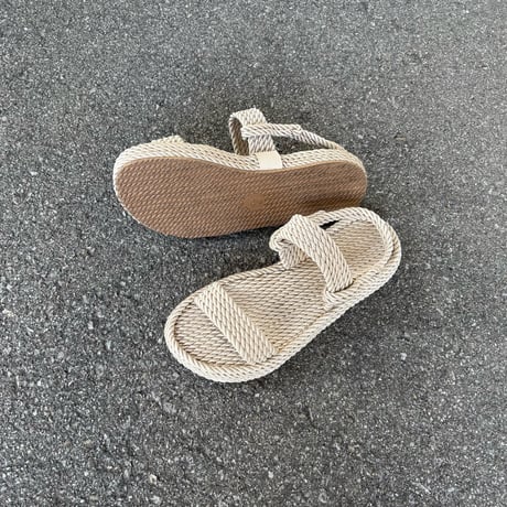 HEEL STRAP LOPE SANDAL (BEIGE) NNKA2501 / NAKOA ナコア