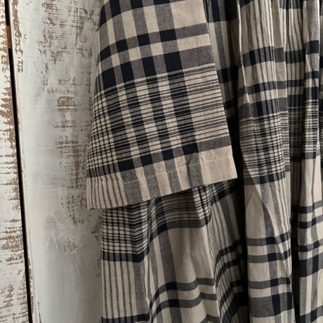 HANDWOVEN HEAVY COTTON CHECK CREW-NECK DRESS WITH MINI PINTUCK INMDS25734 / maison de soil メゾンドソイル
