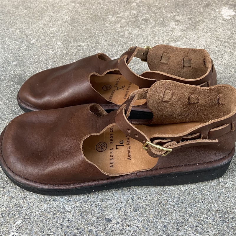 ⭐️未使用品⭐️　オーロラシューズ　Tストラップ　ウエストインディアン　ブラウン オーロラシューズ T-Strap（ブラウン） | 04 STORE