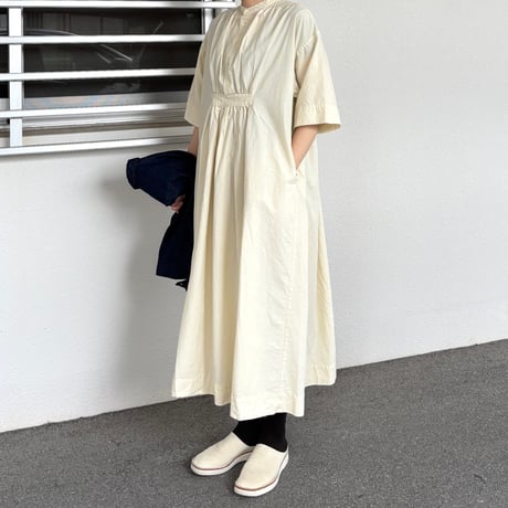シュリンクハーフスリーブワンピース VC-2702 / Veritecoeur ヴェリテクール
