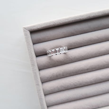 Eternity Ring / Emerald-Cut