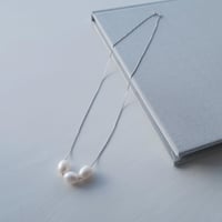 Pearl Thorough Necklace