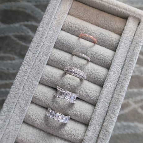 Eternity Ring / Emerald-Cut
