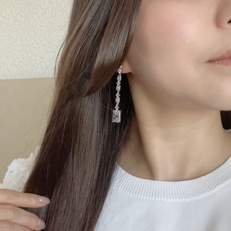 Blois Earring
