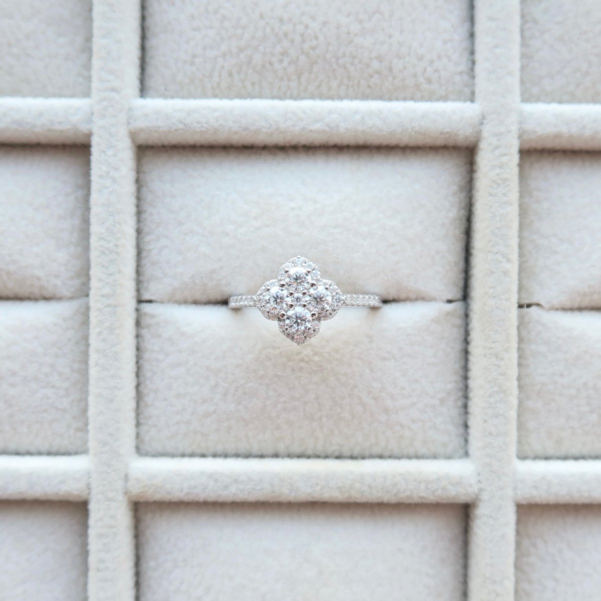 ⌘ Porte-Bonheur ⌘ページ Porte-Bonheur | GRACE PEARL STORE