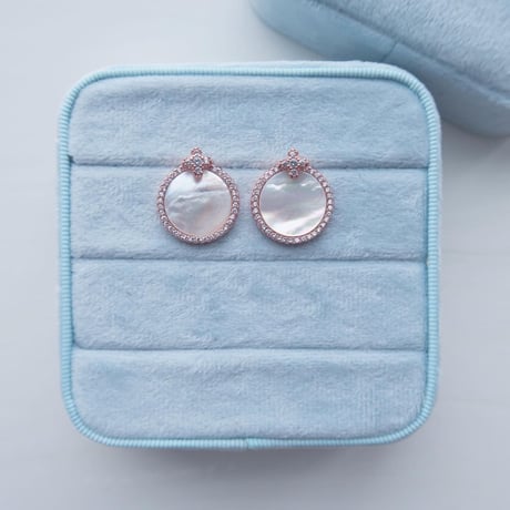 Mother of Pearl ピアス