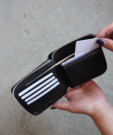 Round zip wallet➖ chrome silver➖